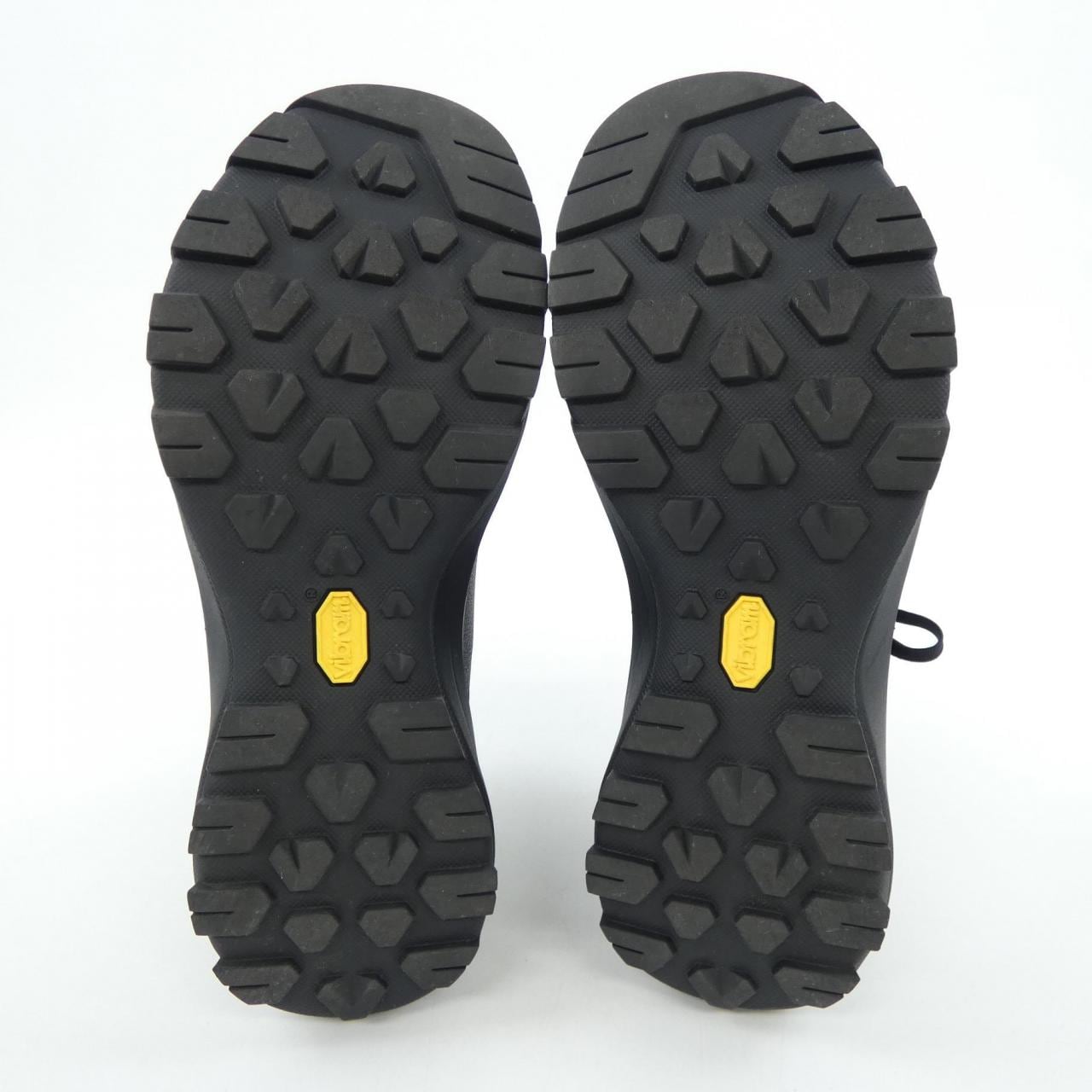 アークテリクス ARC'TERYX X000009602 スニーカー