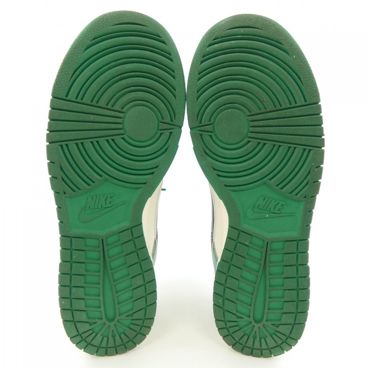 ナイキ NIKE DR9654-100　LOTTERY スニーカー