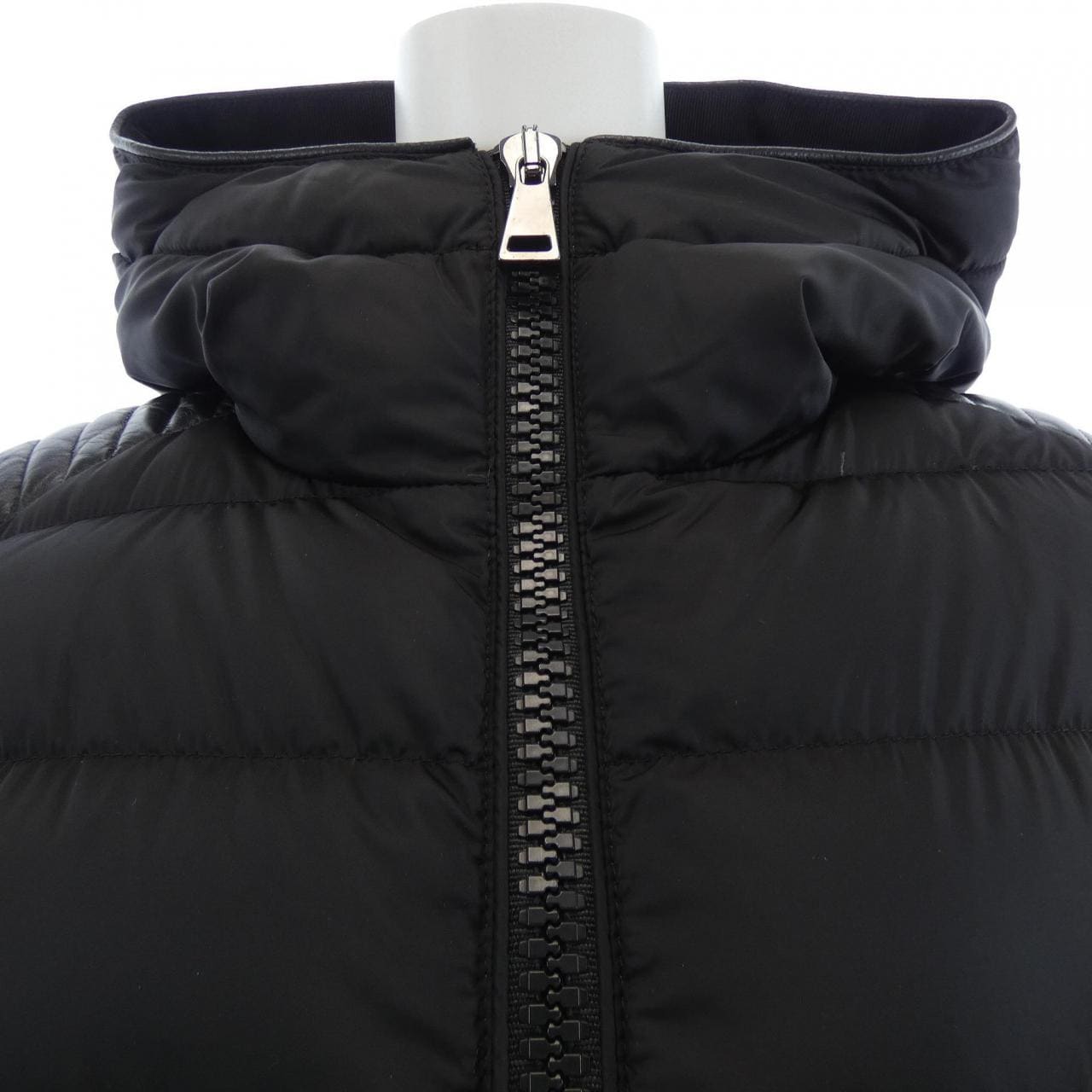 モンクレール MONCLER TALEV ダウンコート