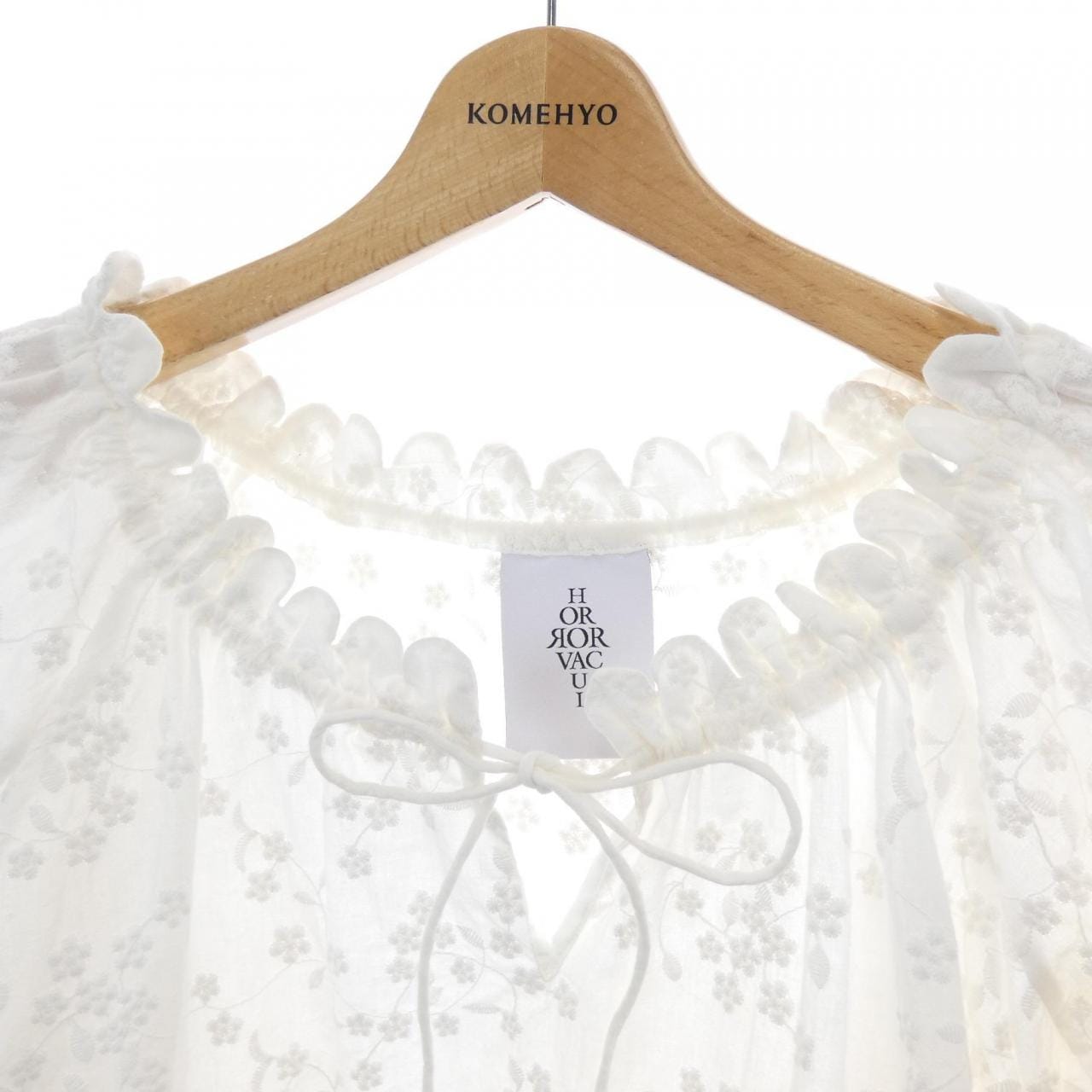 ホラーヴァキュイ HORROR VACUI トップス