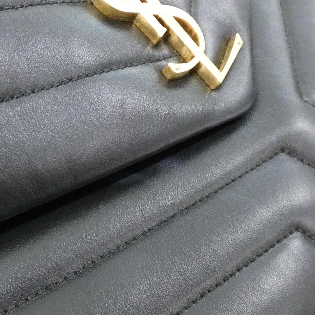 サンローラン LOULOU LARGE 574947 DV727 ショルダーバッグ