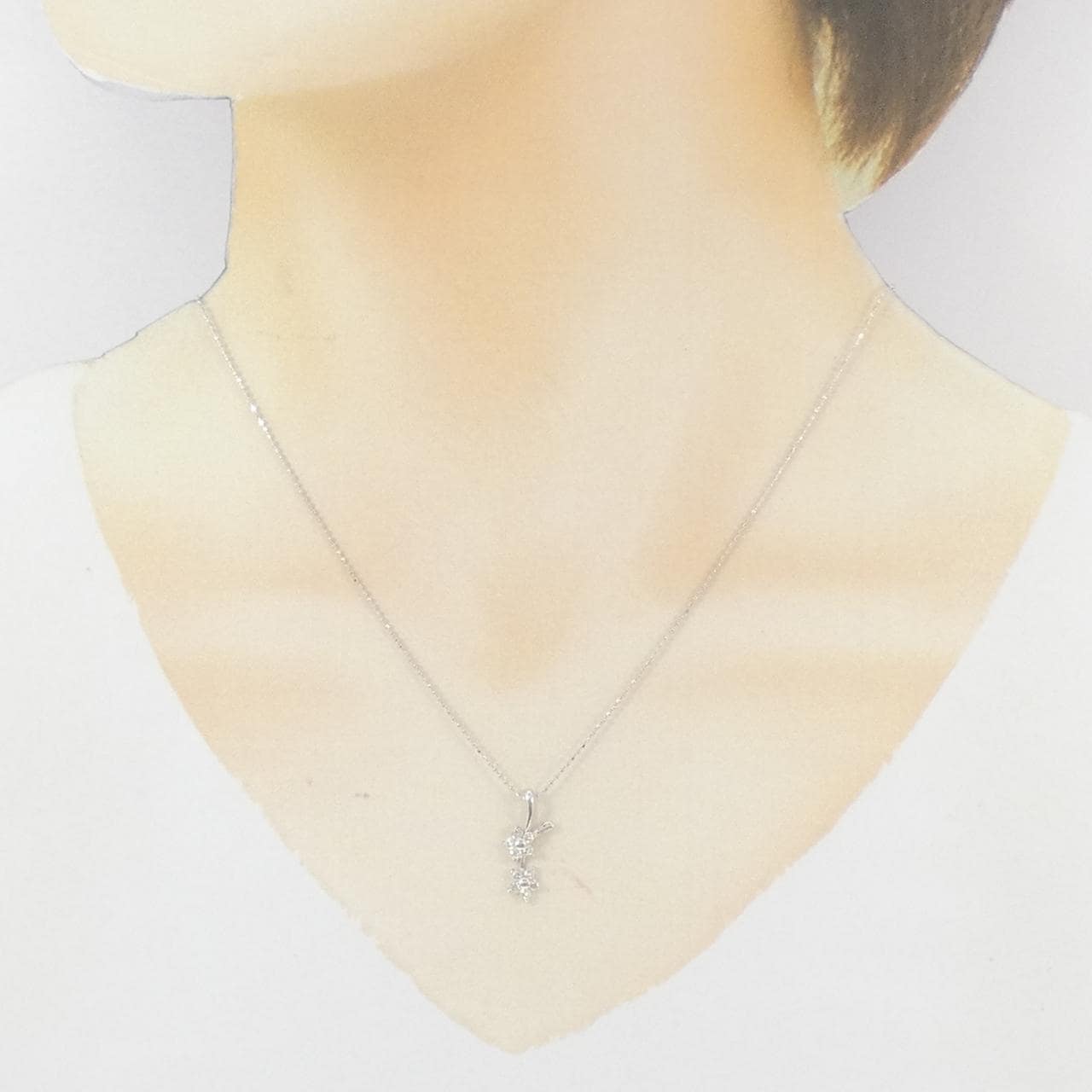 K18WG フラワー ダイヤモンド ネックレス 0.26CT