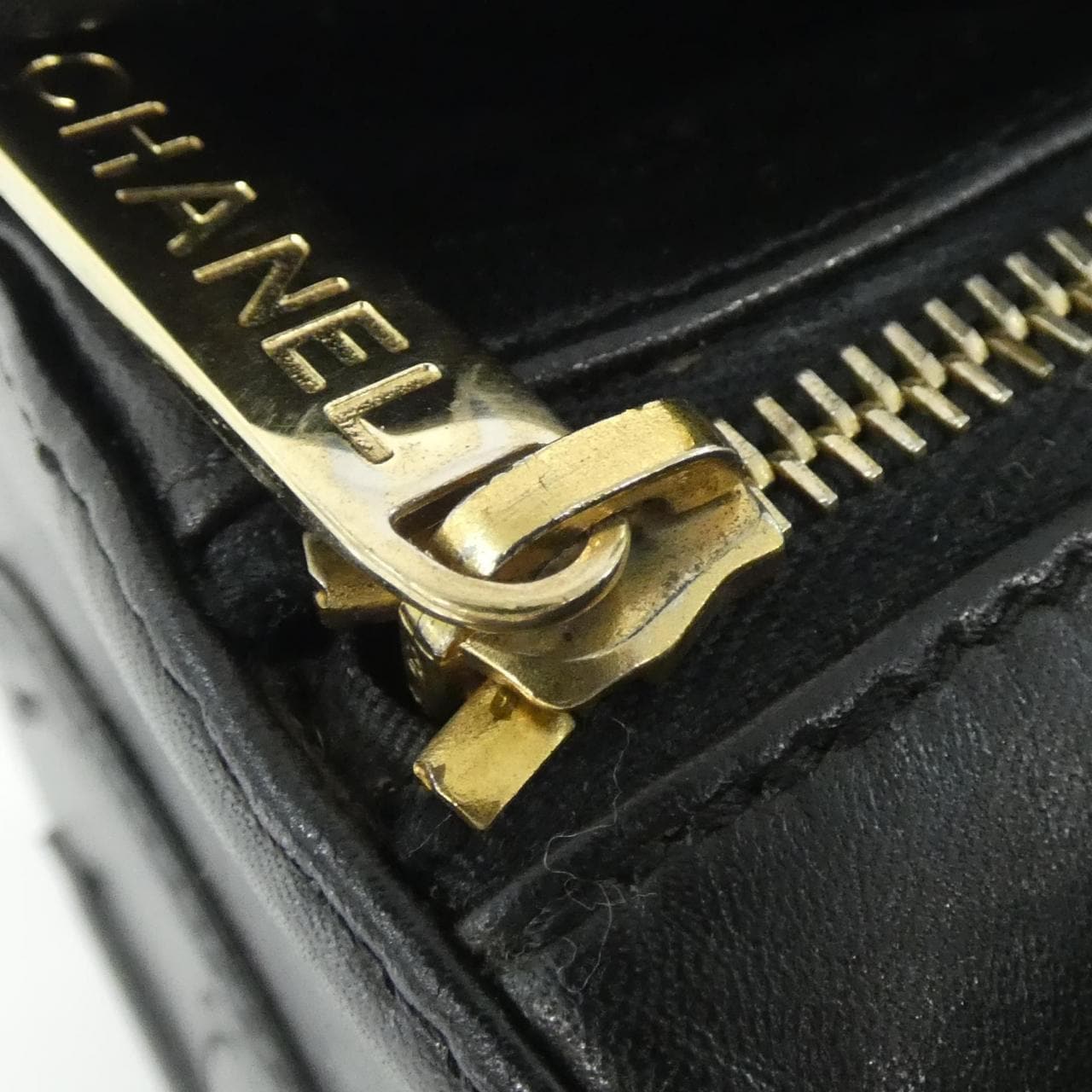 【ヴィンテージ】シャネル チョコバー ライン 17805 ショルダーバッグ