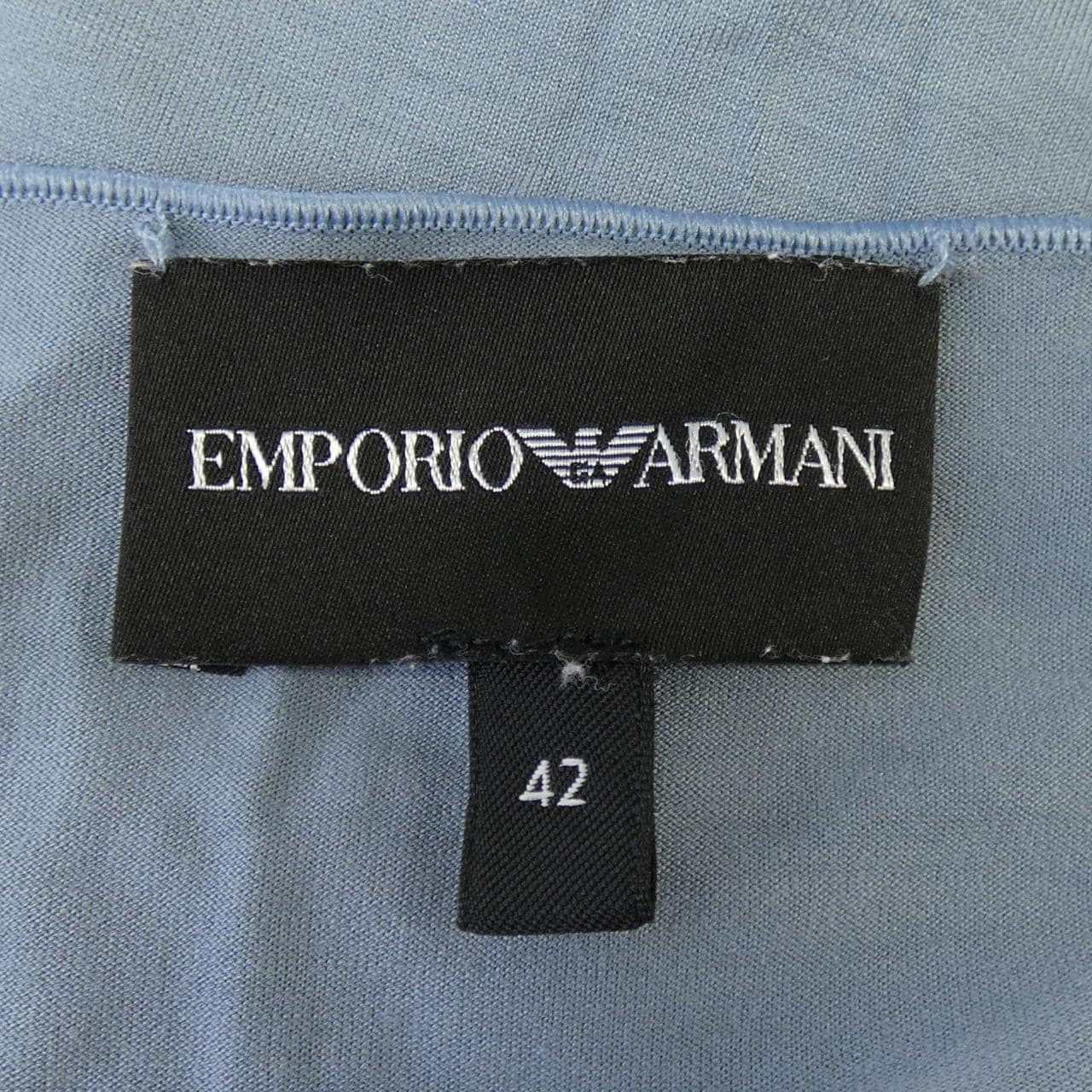 エンポリオアルマーニ EMPORIO ARMANI トップス