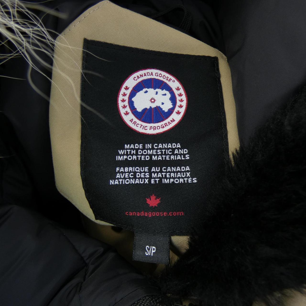 カナダグース CANADA GOOSE ダウンコート