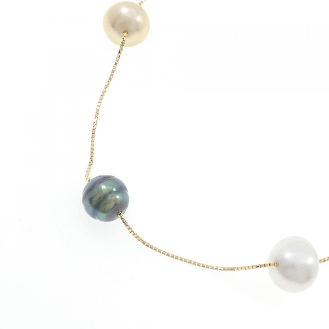 Tasaki pearl necklace
