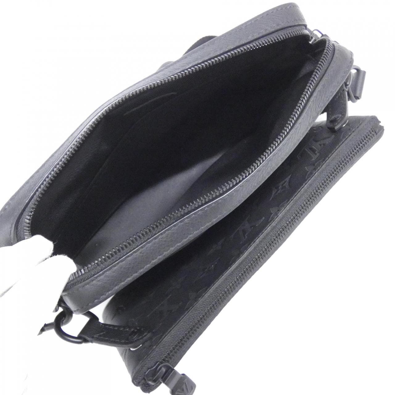 ルイヴィトン モノグラム シャドウ トリオ メッセンジャー M46602 ショルダーバッグ