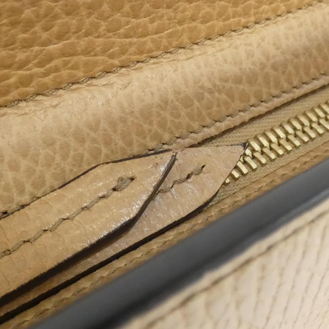 グッチ SOHO 607722 CAO0G バッグ