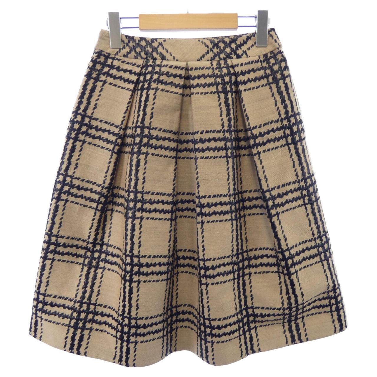 トゥービーシック TO BE CHIC スカート