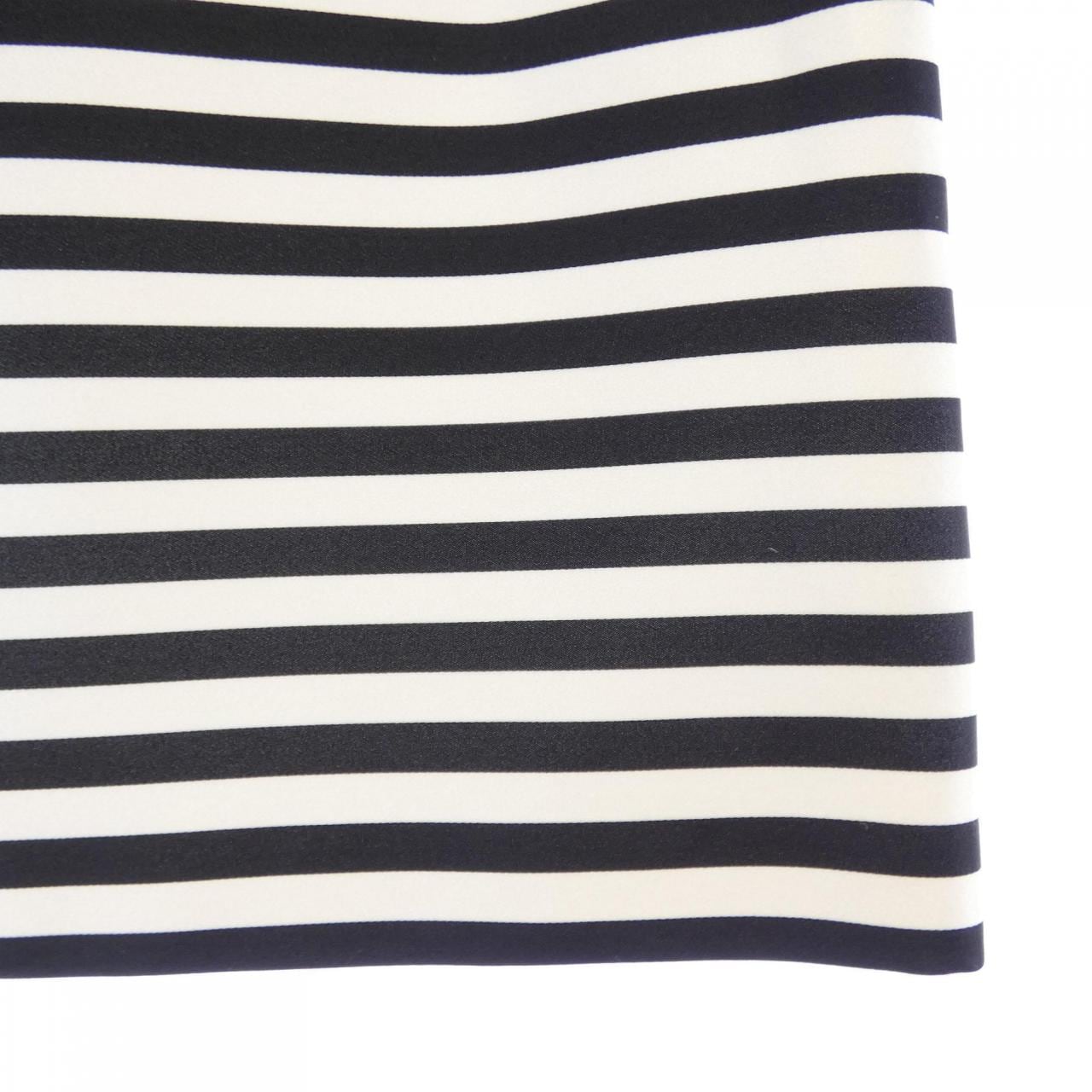 ルイヴィトン LOUIS VUITTON FISK91TMT スカート