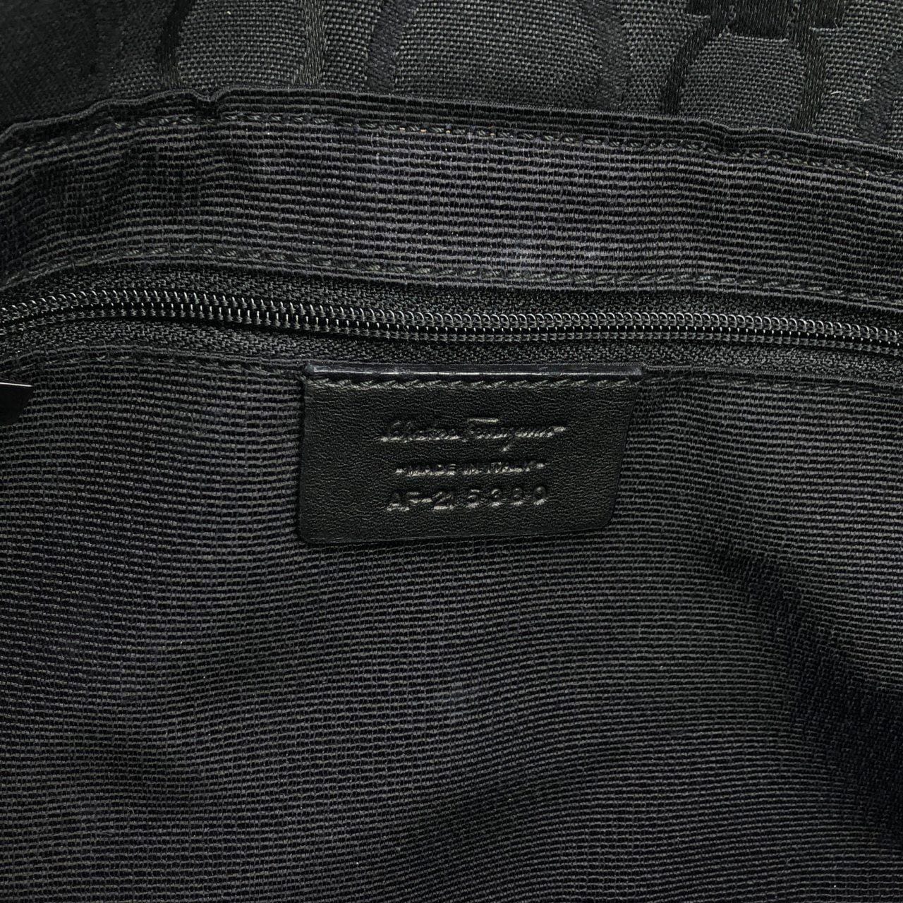 [vintage] SALVATORE FERRAGAMO 21 5380 Shoulder Bag