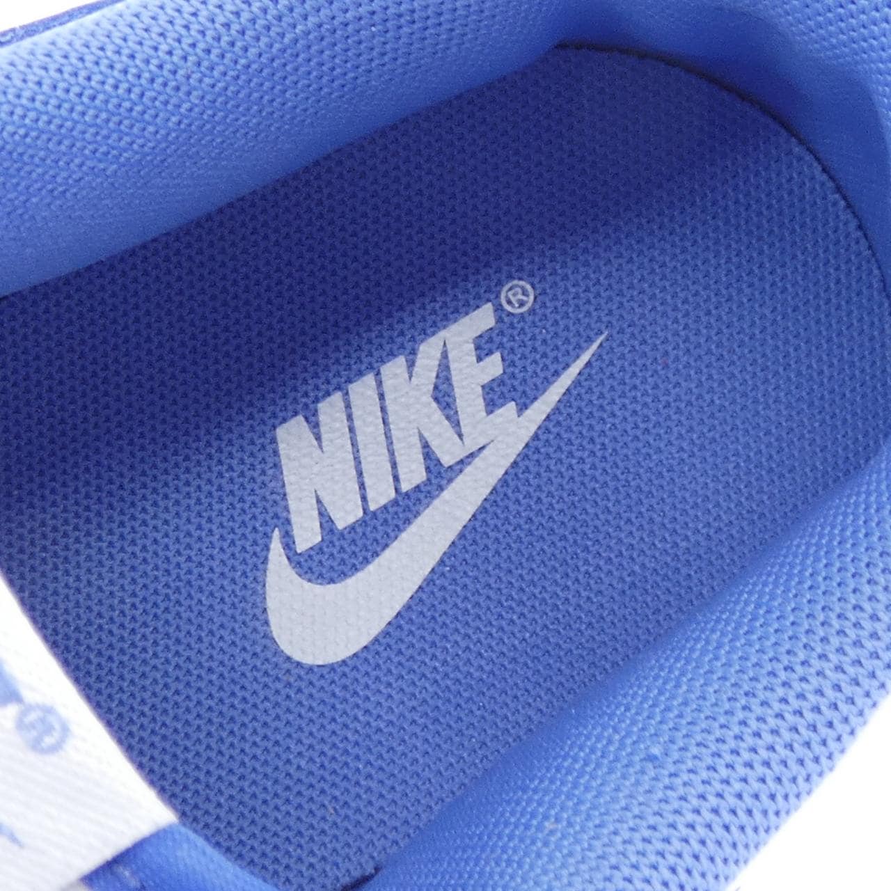 ナイキ NIKE DV0833 400 スニーカー