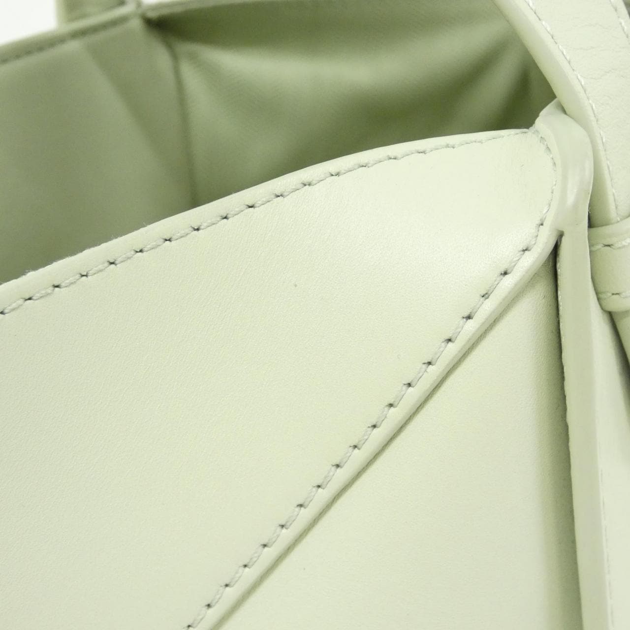 ロエベ ハンモック コンパクト A538H13X26 ショルダーバッグ