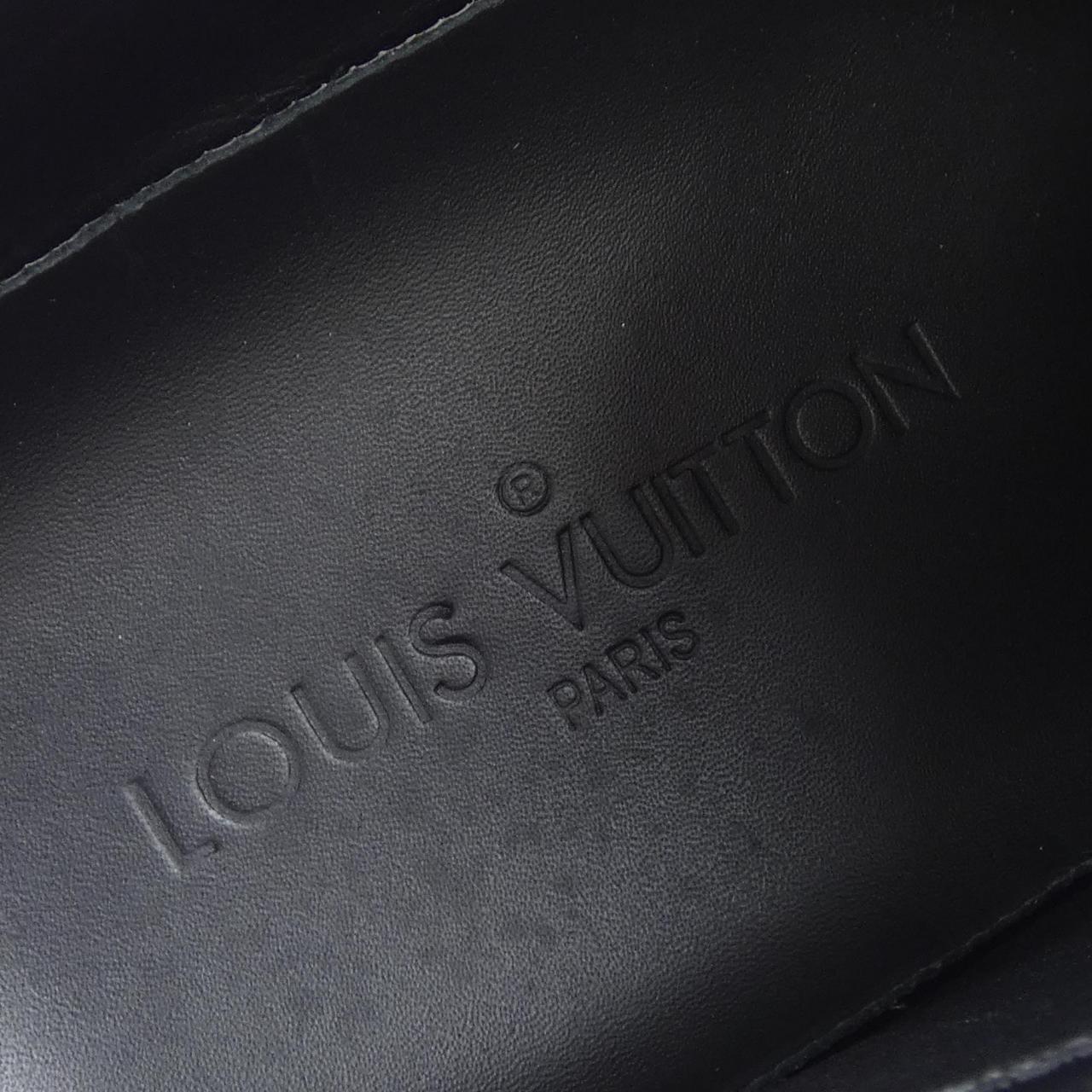ルイヴィトン LOUIS VUITTON スニーカー
