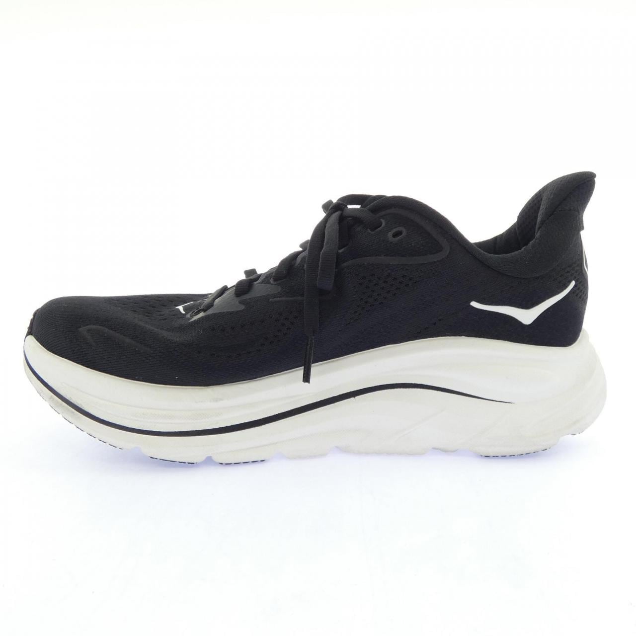 ホカオネオネ HOKA ONE ONE スニーカー