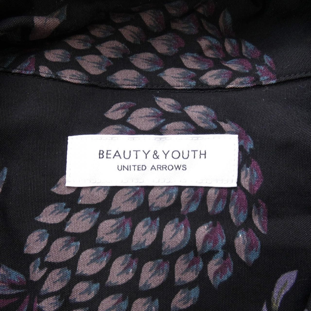 美容与青年BEAUTY&YOUTH (U.A)衬衫