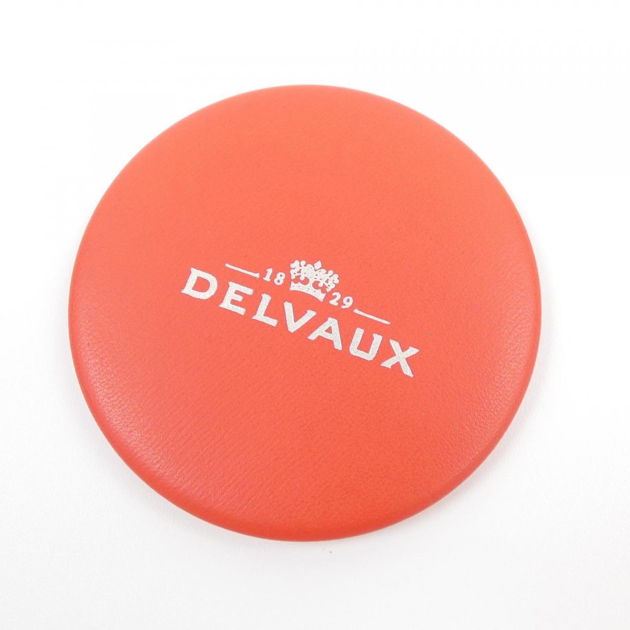 德尔沃DELVAUX