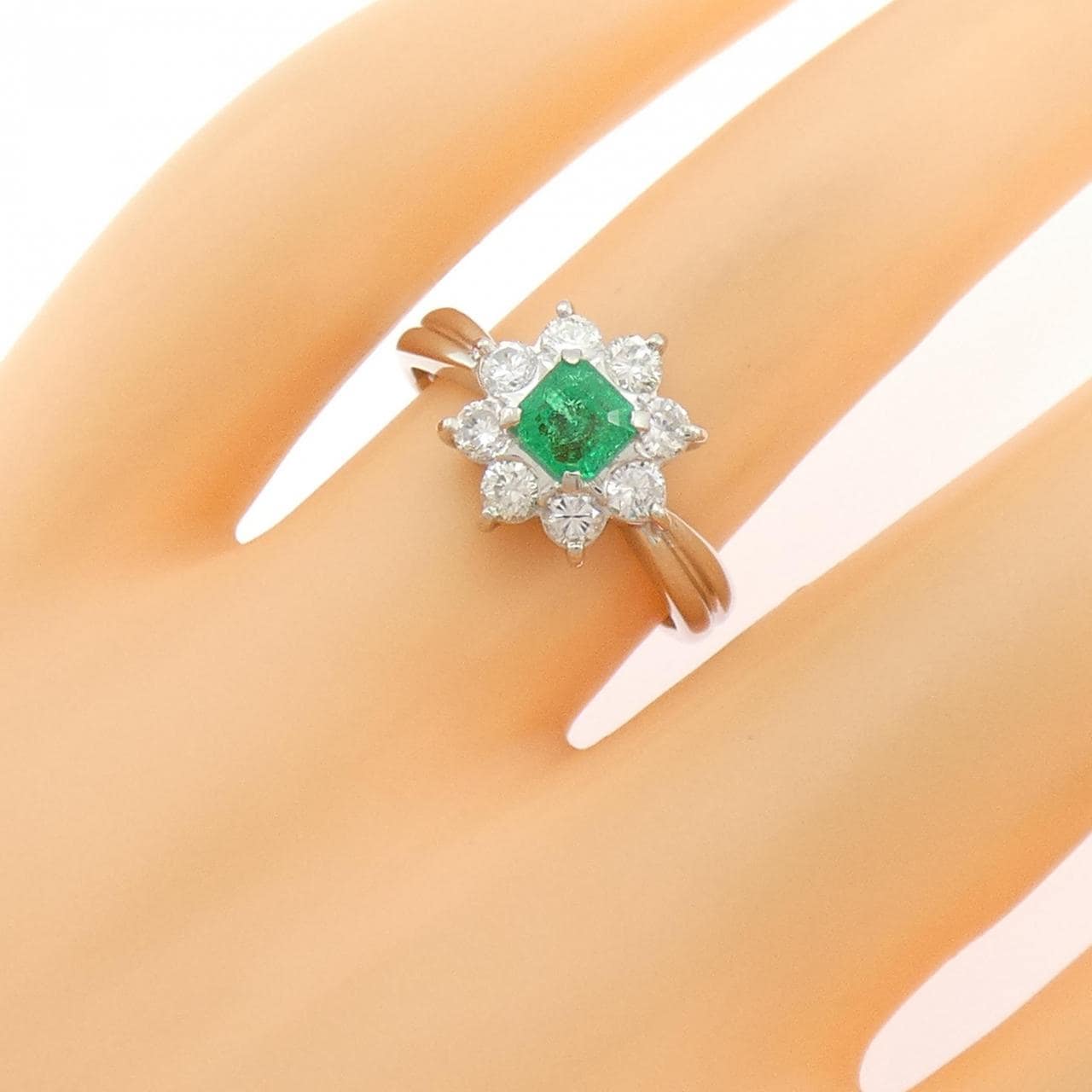 PT900 エメラルド リング 0.32CT