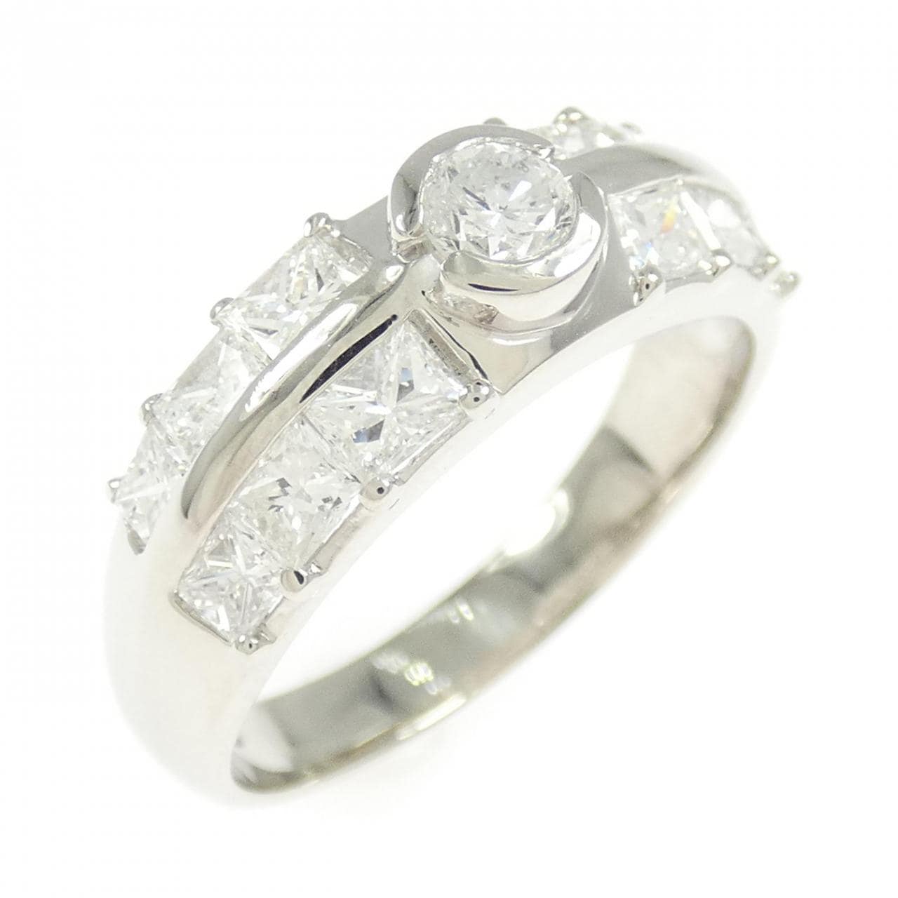 PT900 ダイヤモンド リング 1.56CT