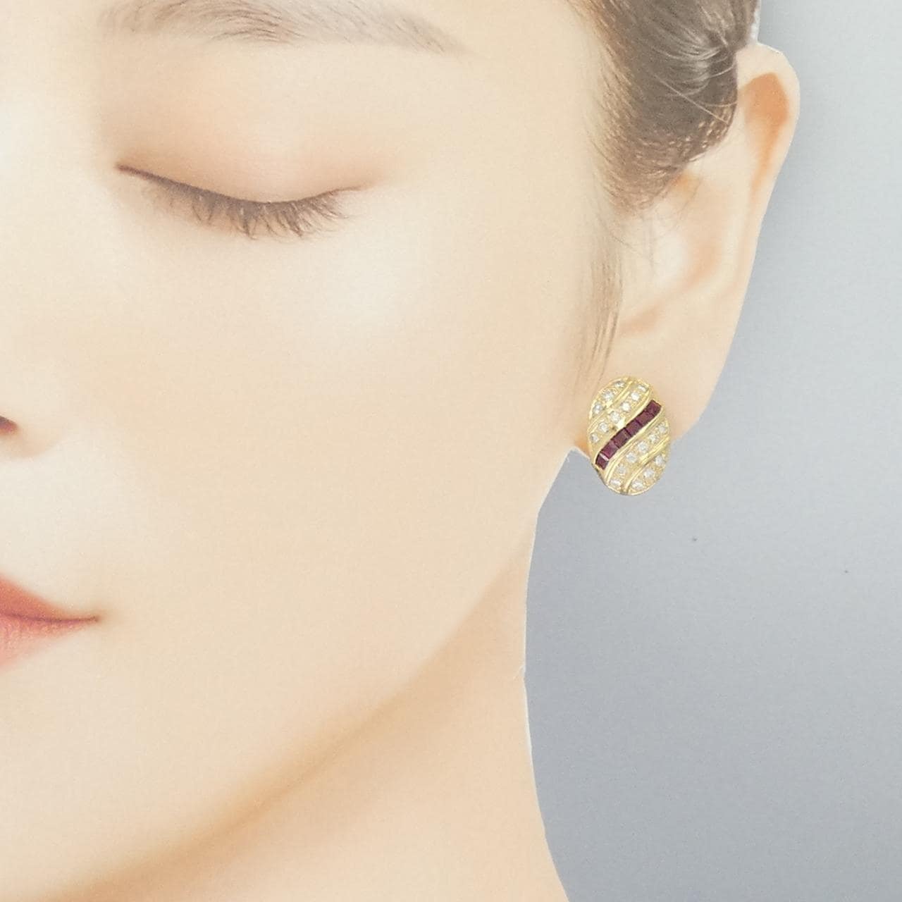 18KYG ルビー イヤリング 0.99CT