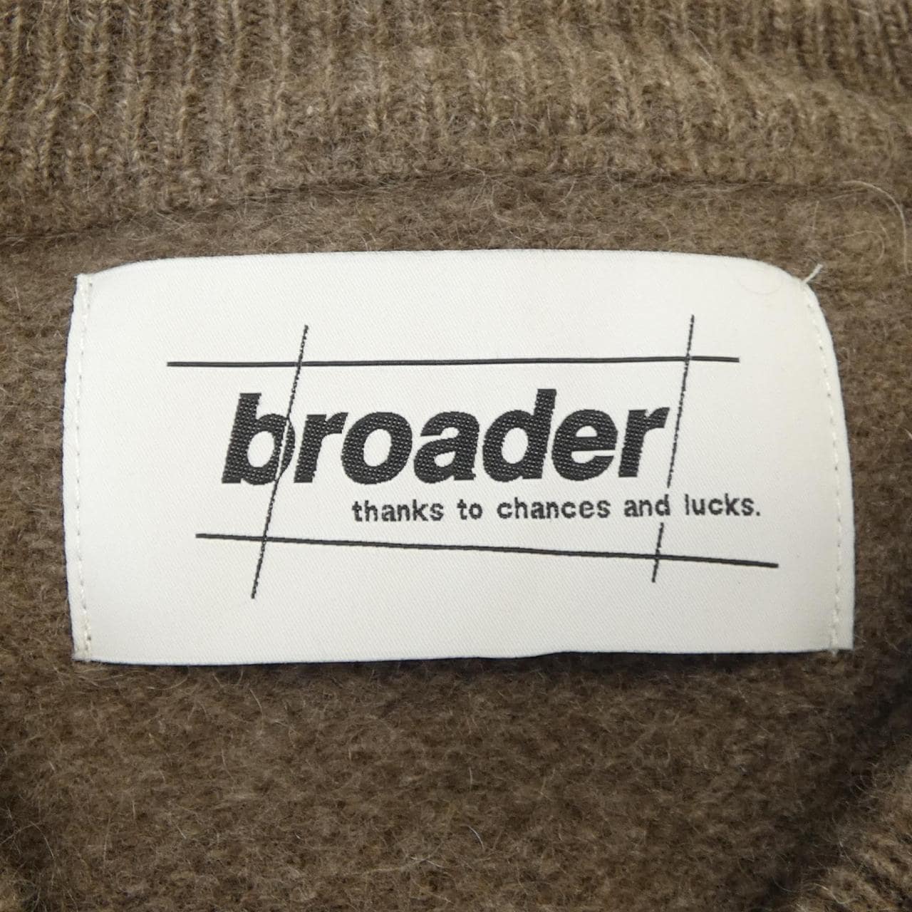 BROADER ニット