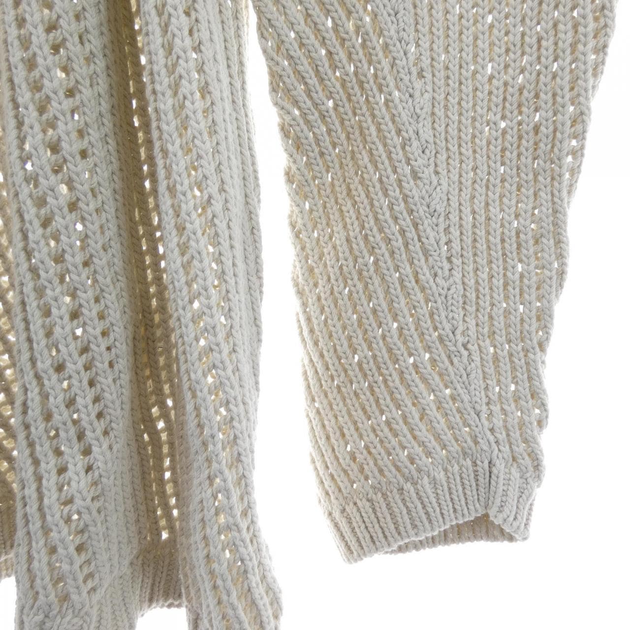 アンユーズド UNUSED ニット