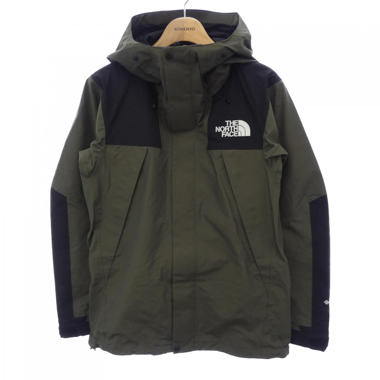 The North Face THE NORTH FACE coat