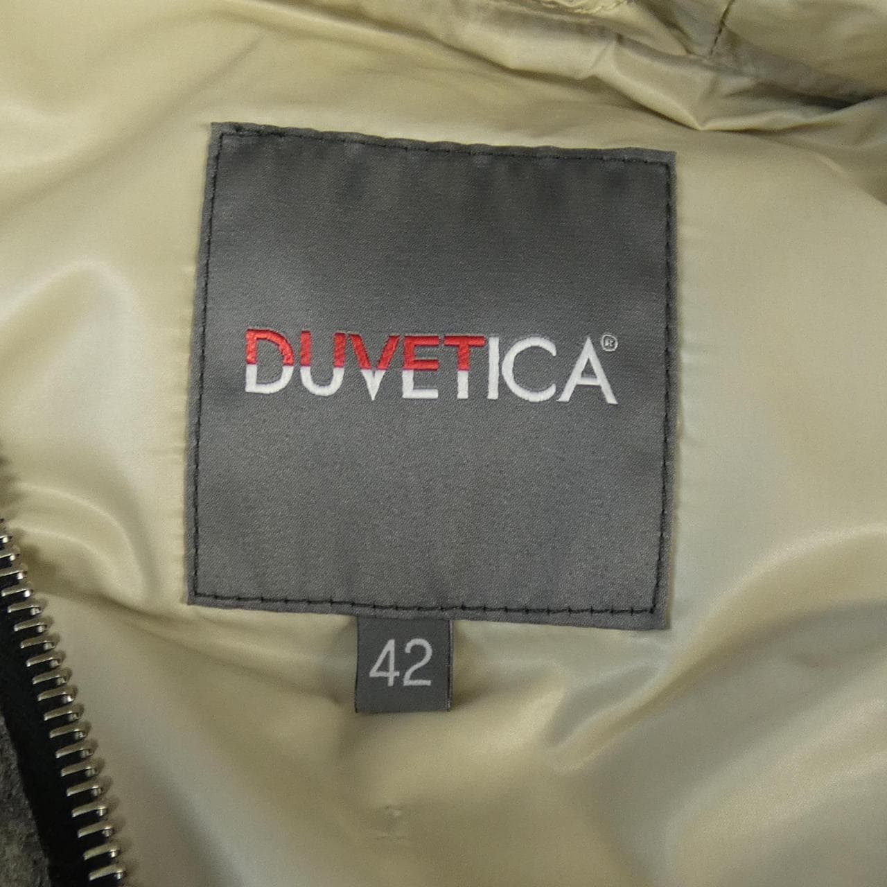 デュベティカ DUVETICA FEBEDUE ダウンベスト