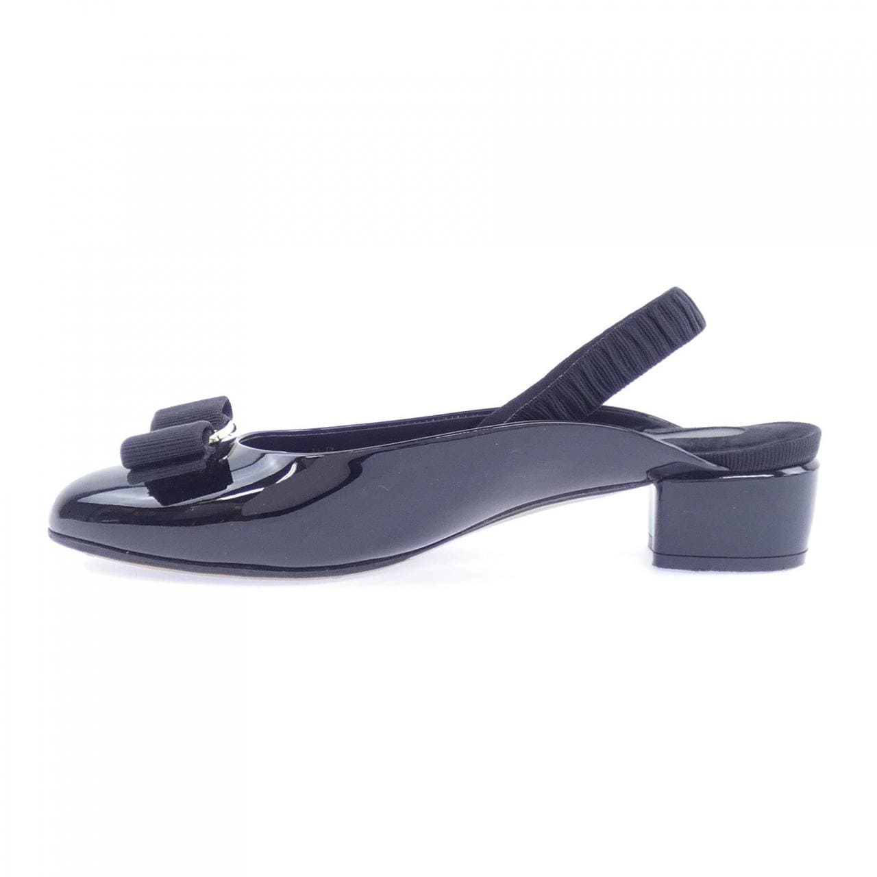 サルヴァトーレフェラガモ SALVATORE FERRAGAMO パンプス