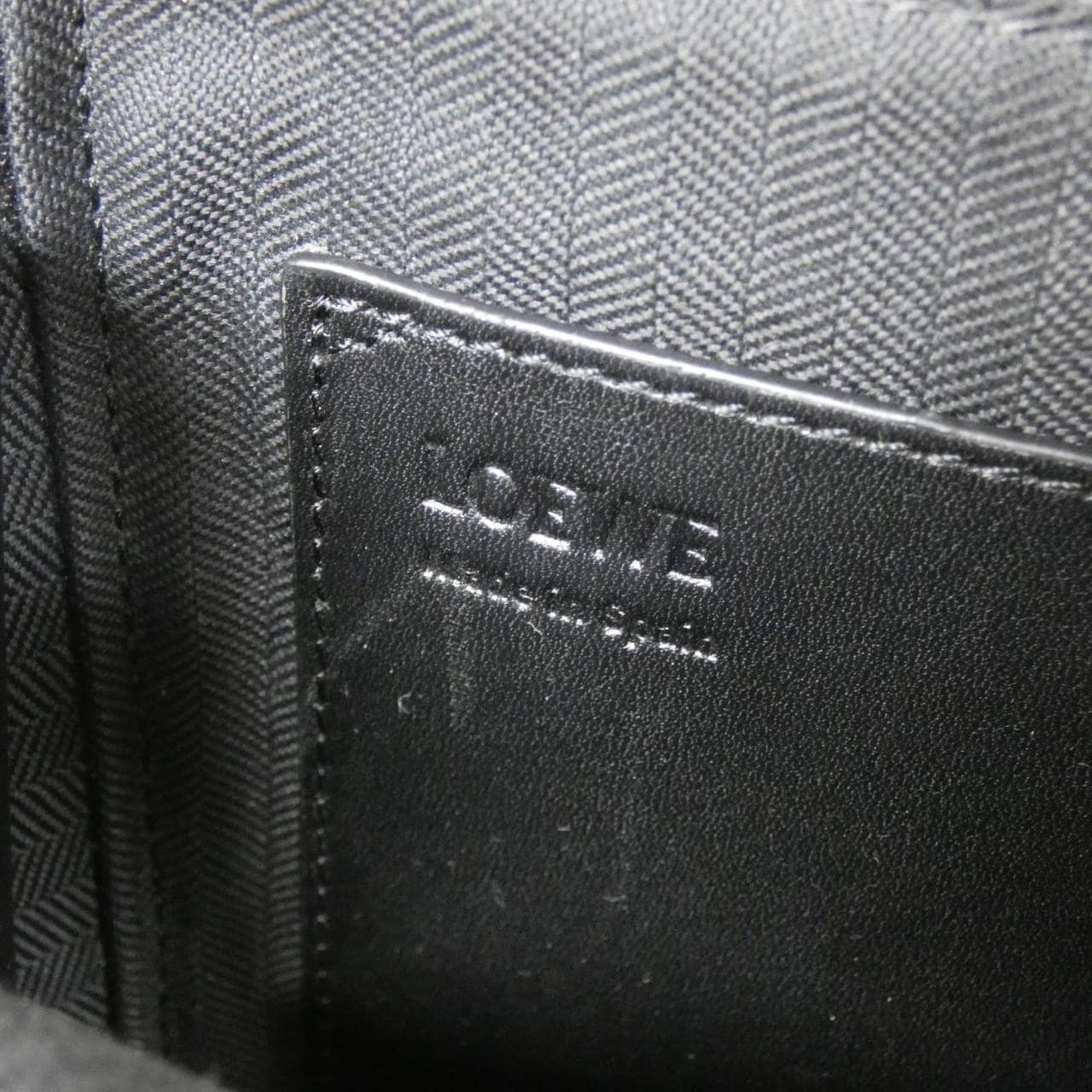 ロエベ バーティカル クロスボディ ポケット C565S59X01 ショルダーバッグ