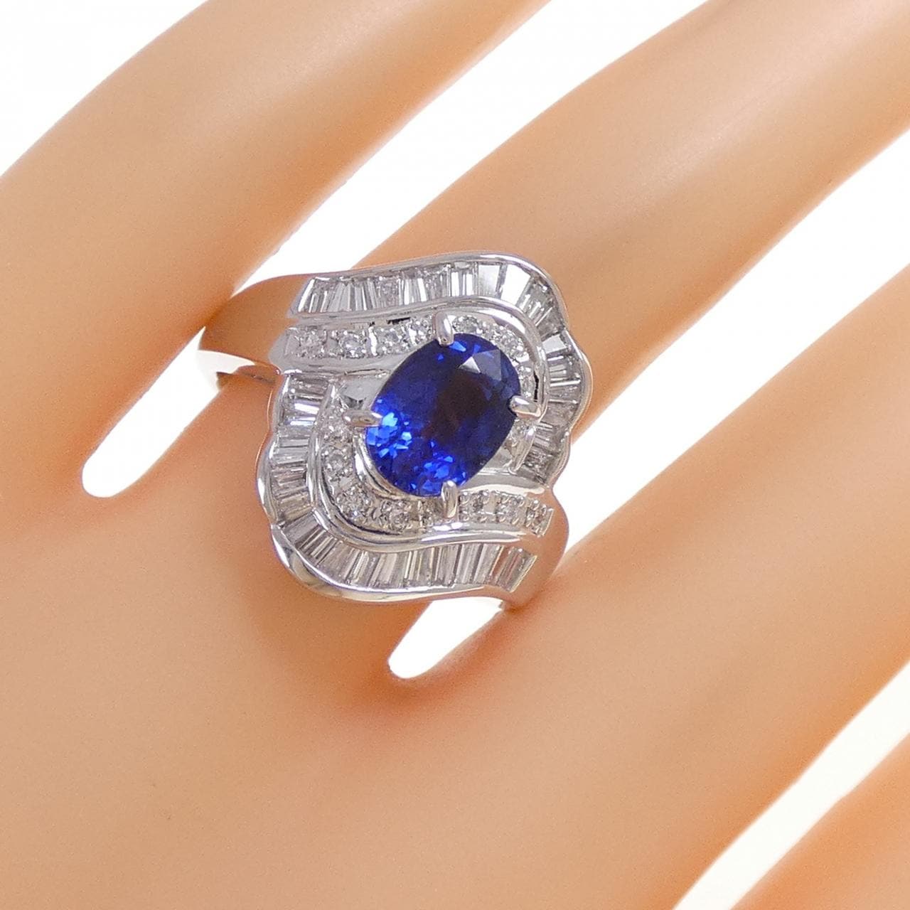PT900 サファイヤ リング 2.12CT