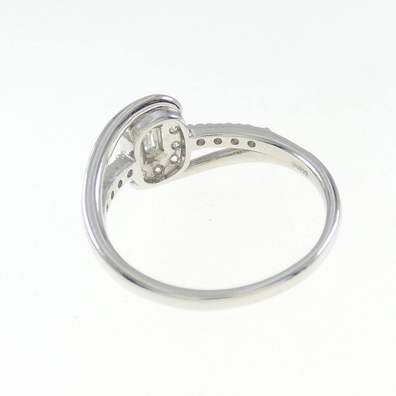 【新品】PT ダイヤモンド リング 0.30CT