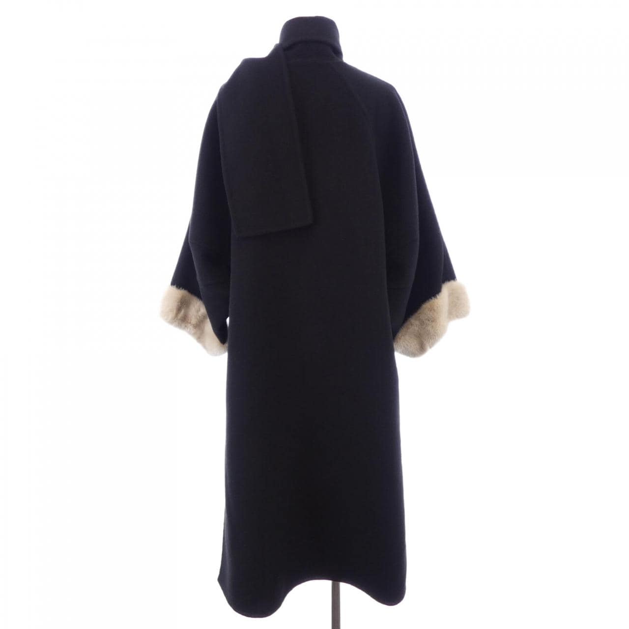 フェンディ FENDI FF8450 W18 コート