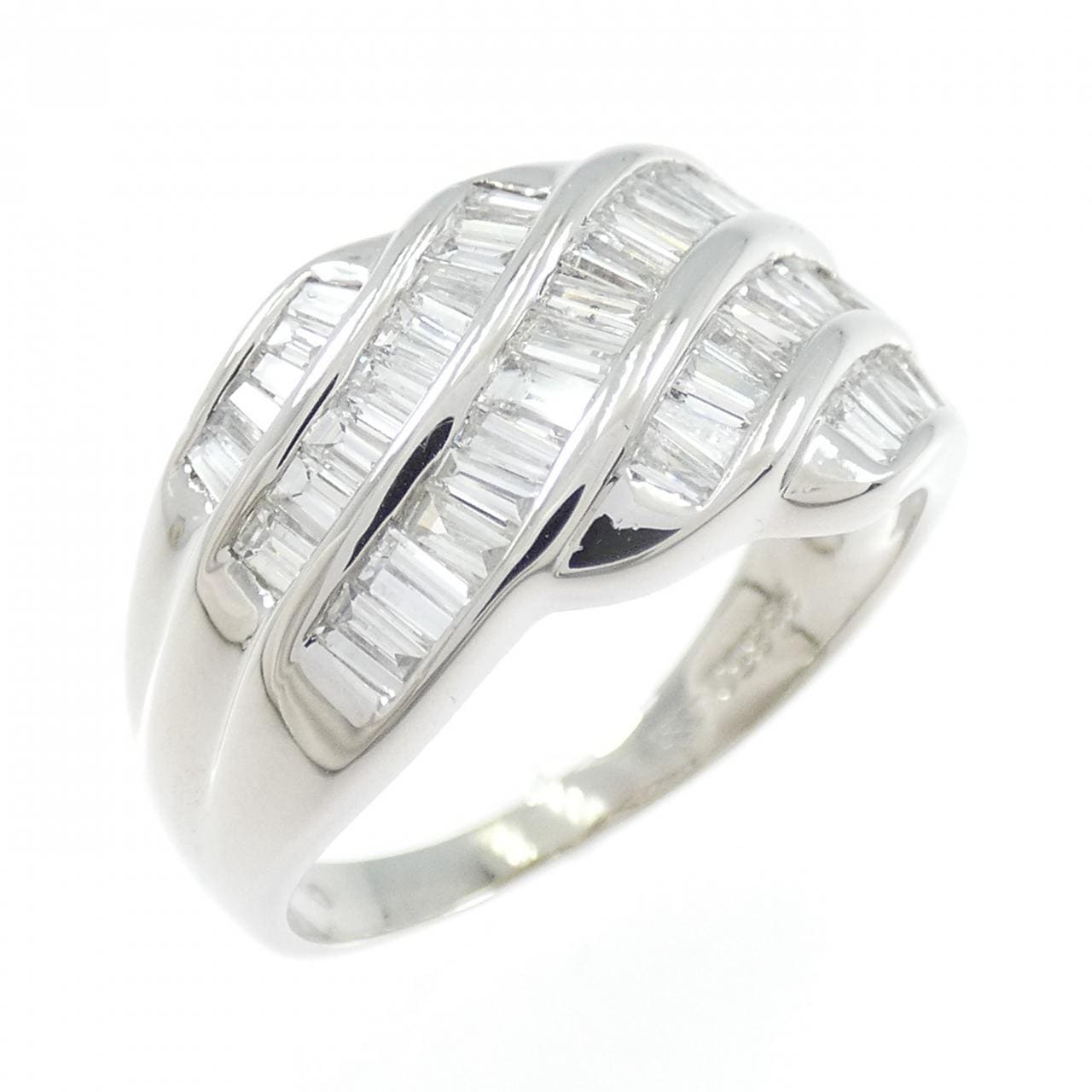 PT850 ダイヤモンド リング 1.00CT