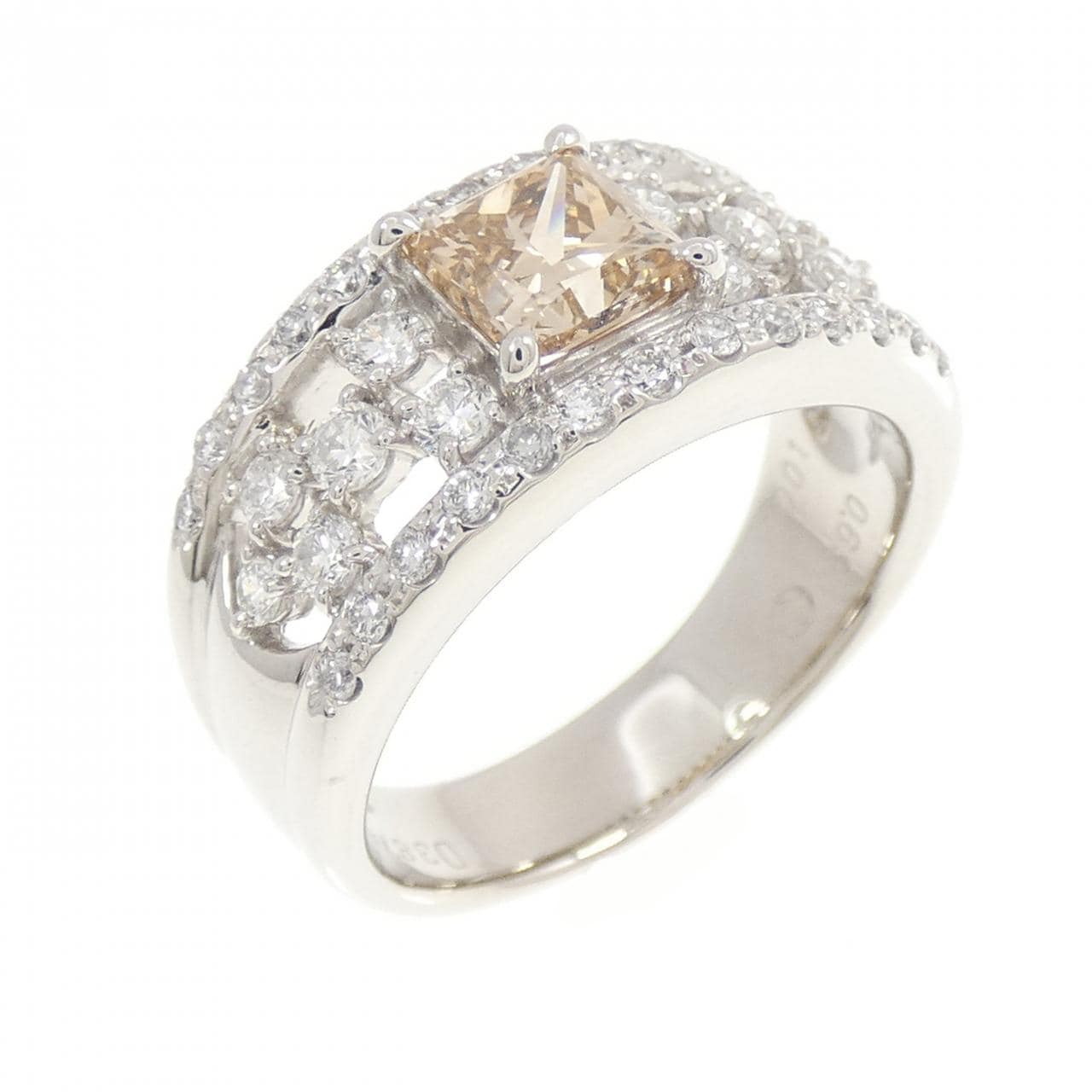 PT900 ダイヤモンド リング 1.001CT