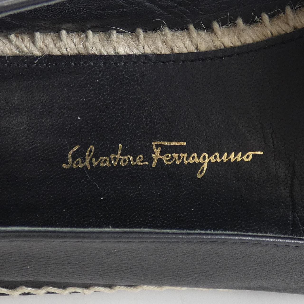 薩爾瓦多·菲拉格慕 (SALVATORE FERRAGAMO) 鞋履