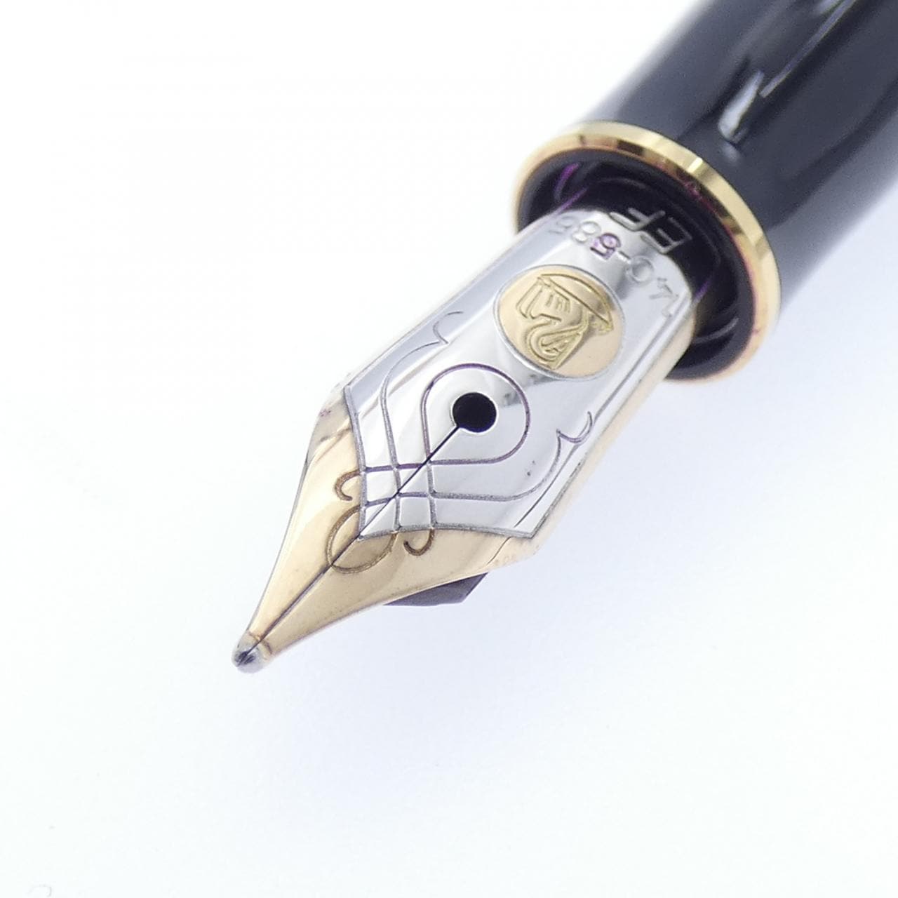 Pelikan Souverän M320 Ruby Red Fountain Pen