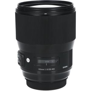 ＥＯＳ１３５ｍｍ　Ｆ１．８ＤＧ（Ａ）