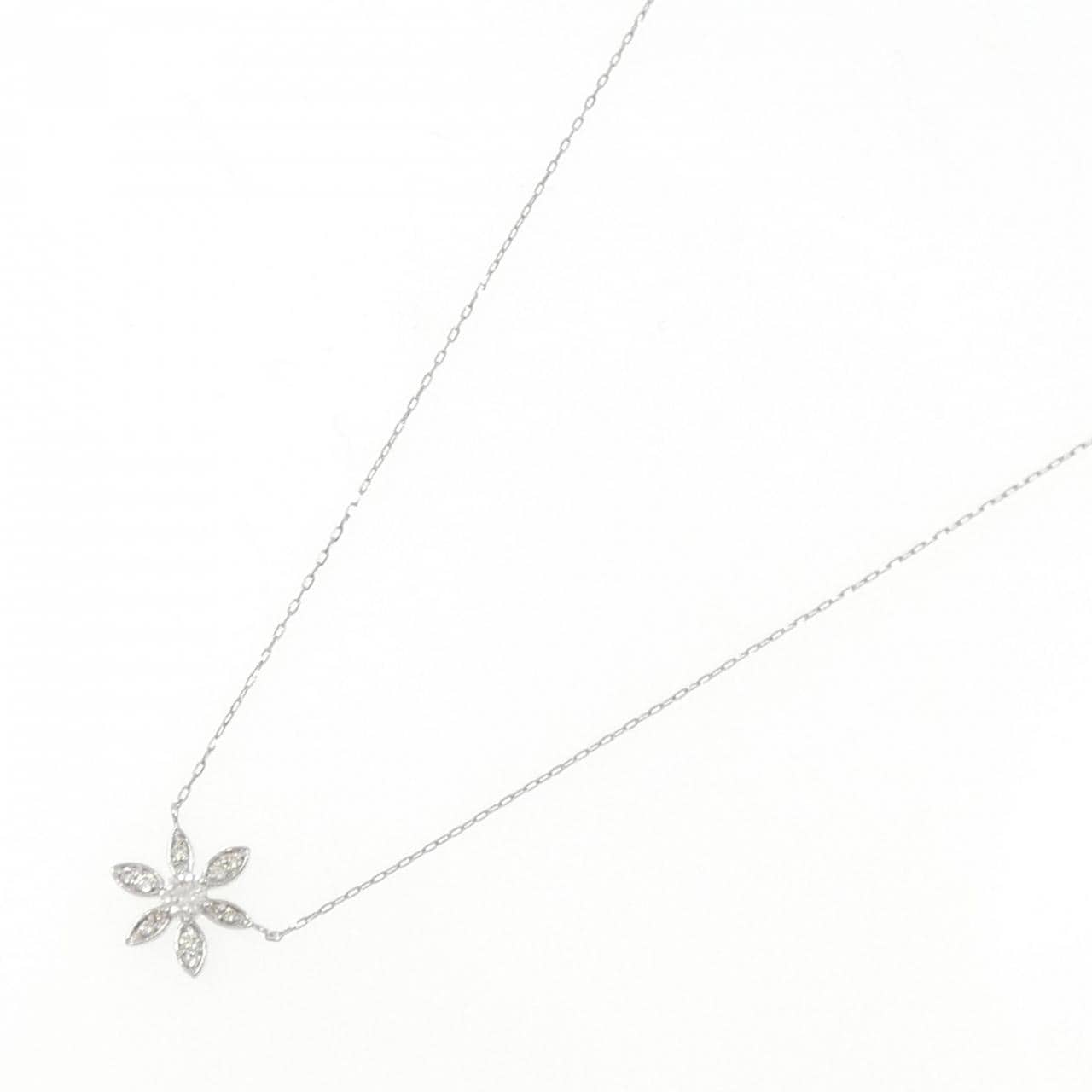 [BRAND NEW] PT Flower Diamond Necklace 0.15CT