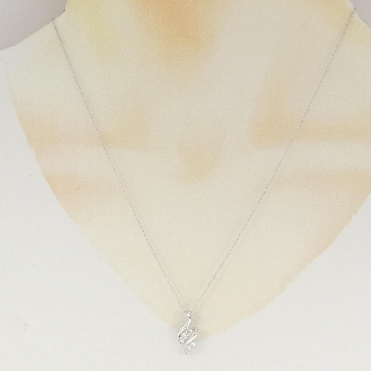 K18WG ダイヤモンド ネックレス
