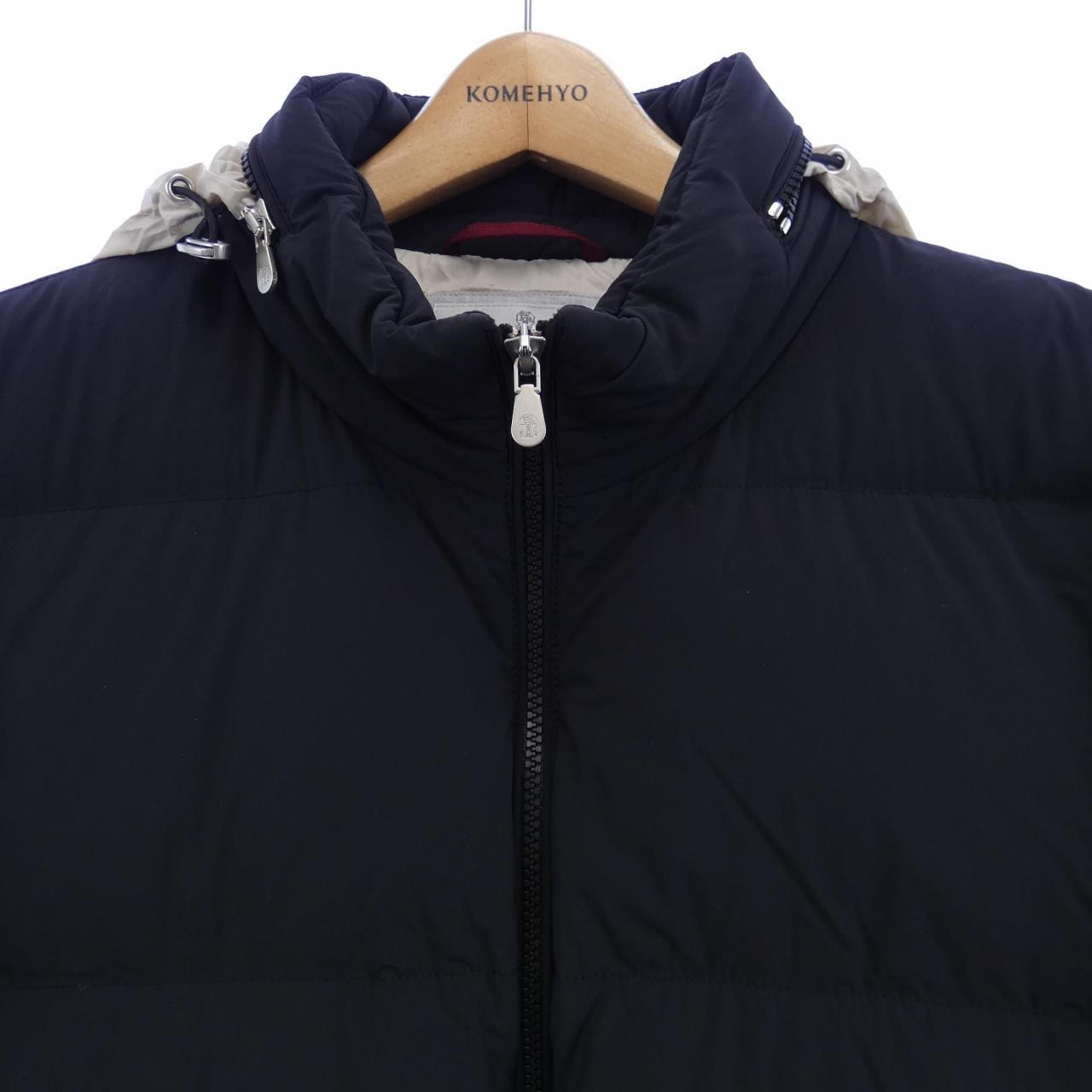 ブルネロクチネリ BRUNELLO CUCINELLI ダウンジャケット
