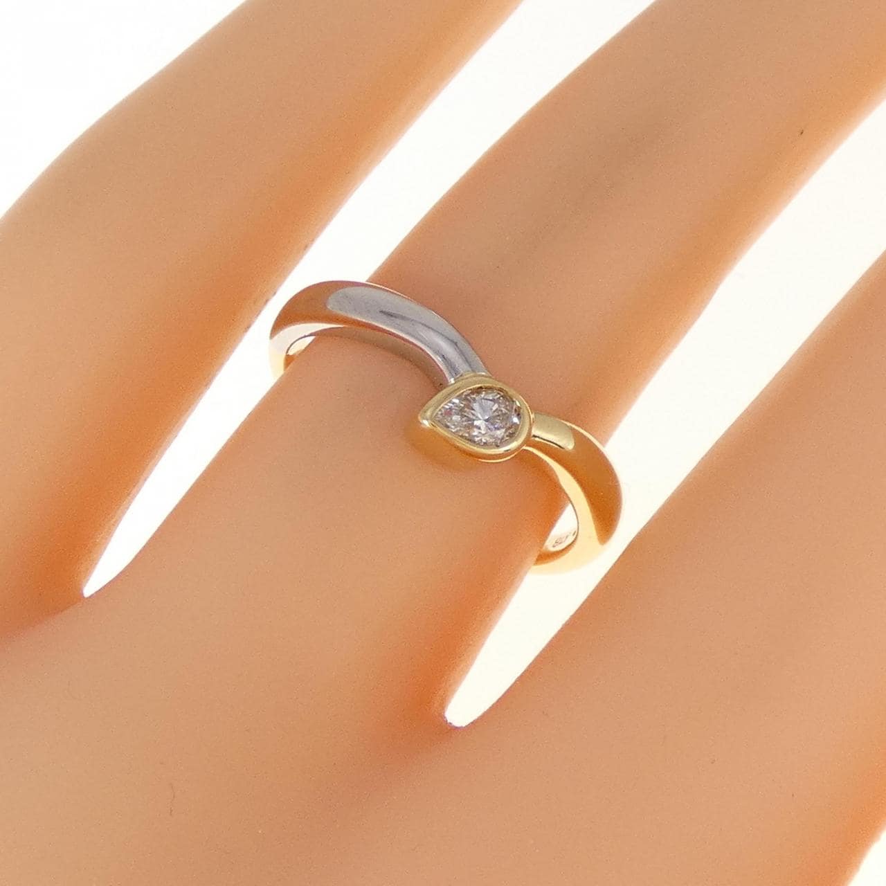 K18YG/PT ダイヤモンド リング 0.12CT