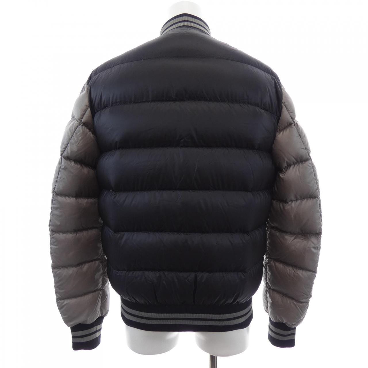 モンクレール MONCLER BRADFORD ダウンジャケット