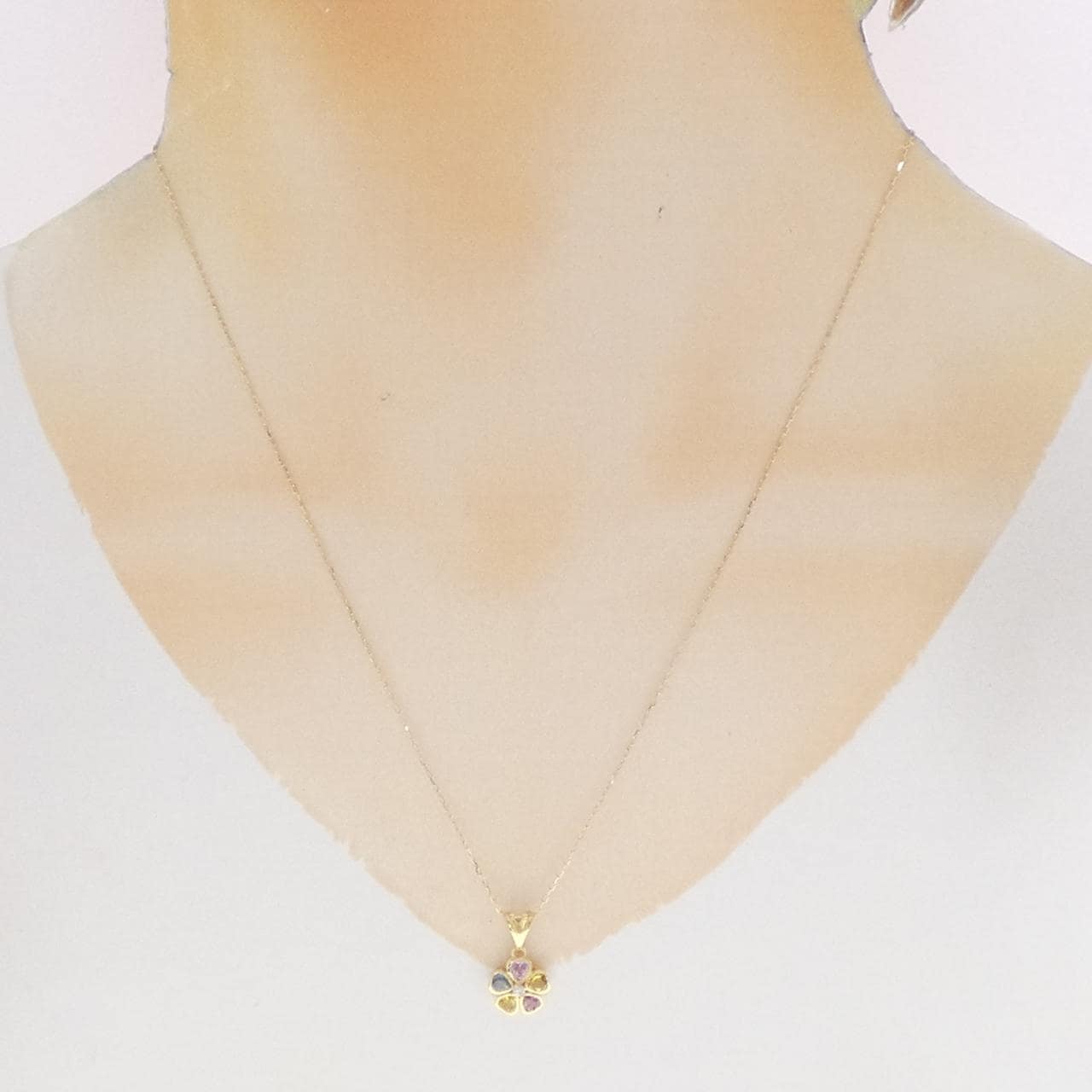 K18YG フラワー サファイヤ ネックレス 0.74CT