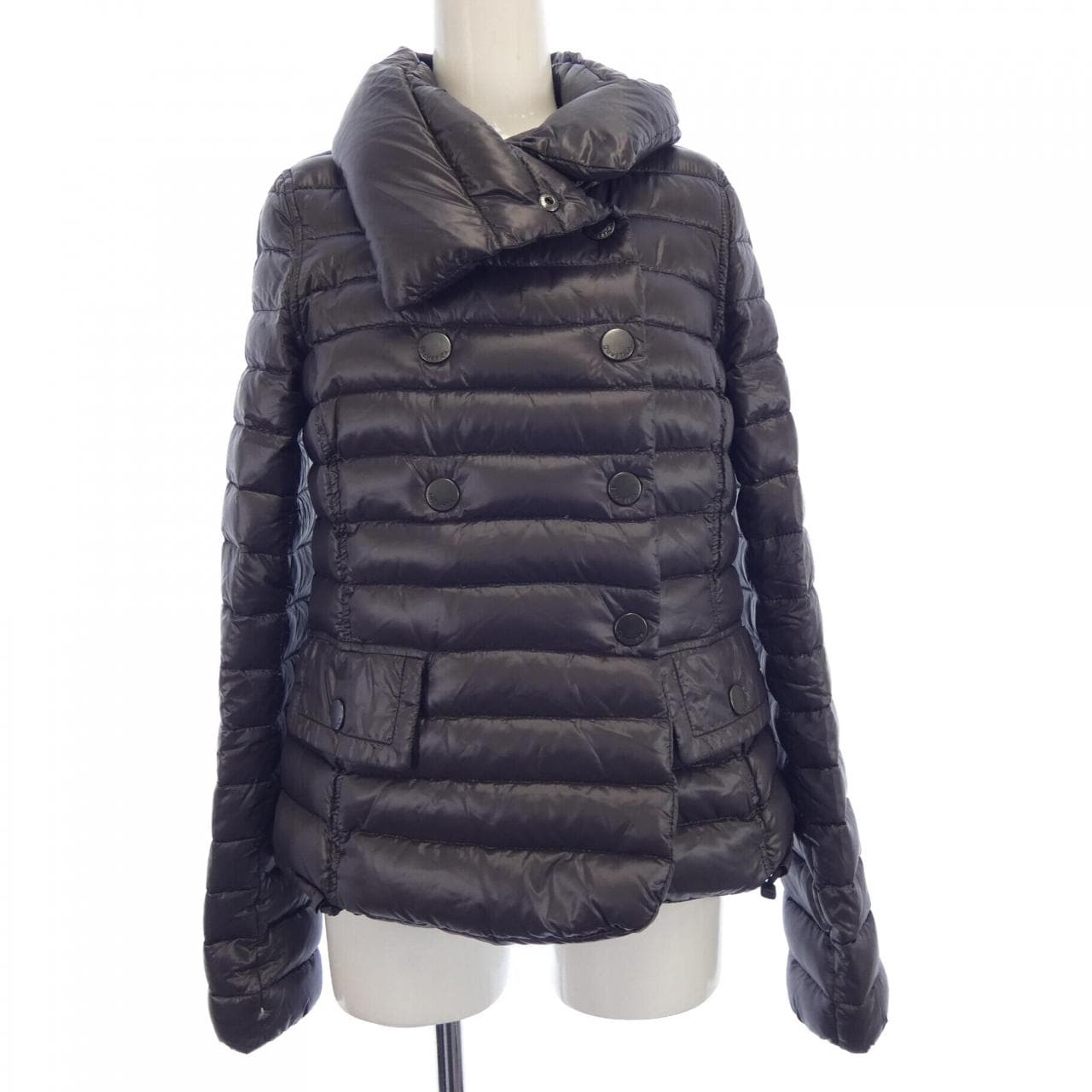 デュベティカ DUVETICA ダウンジャケット