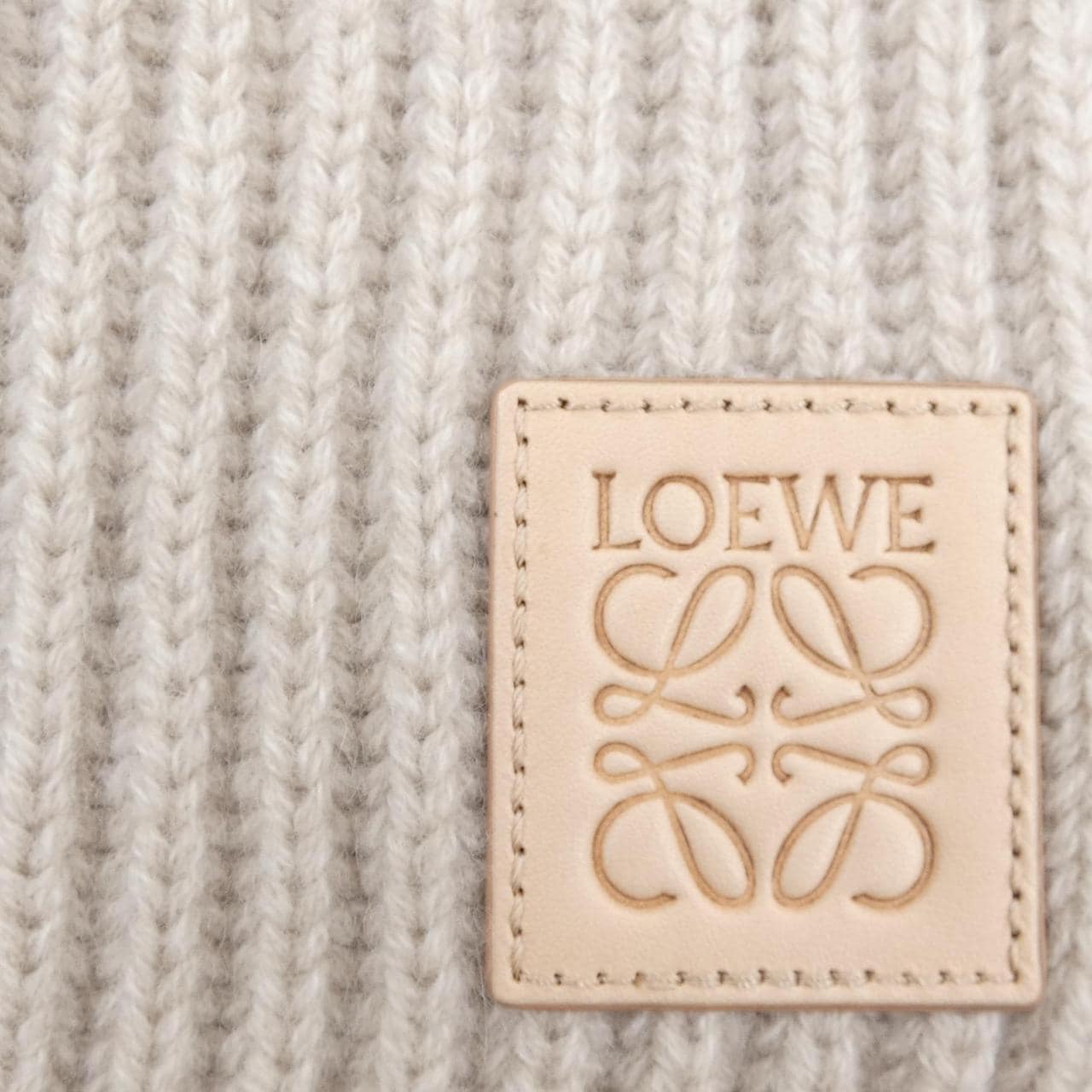 ロエベ LOEWE FSA8SS1X01 MUFFLER