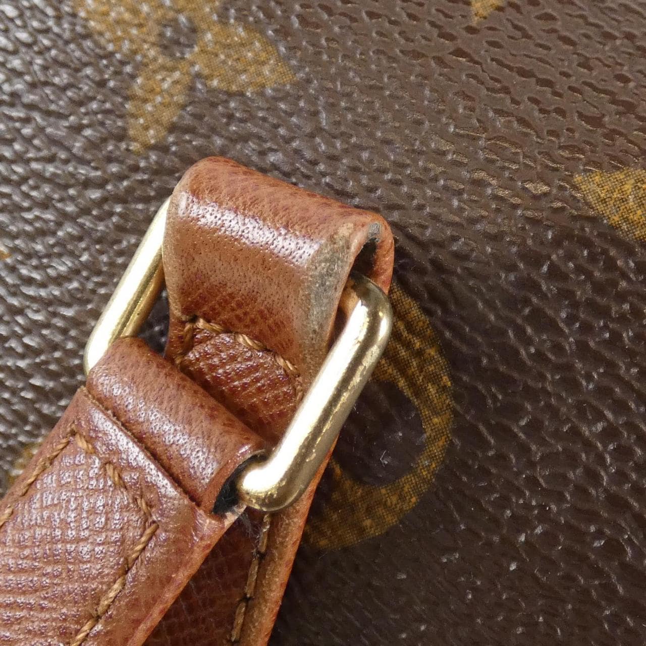 LOUIS VUITTON Monogram Papillon 30 厘米 M51385 包