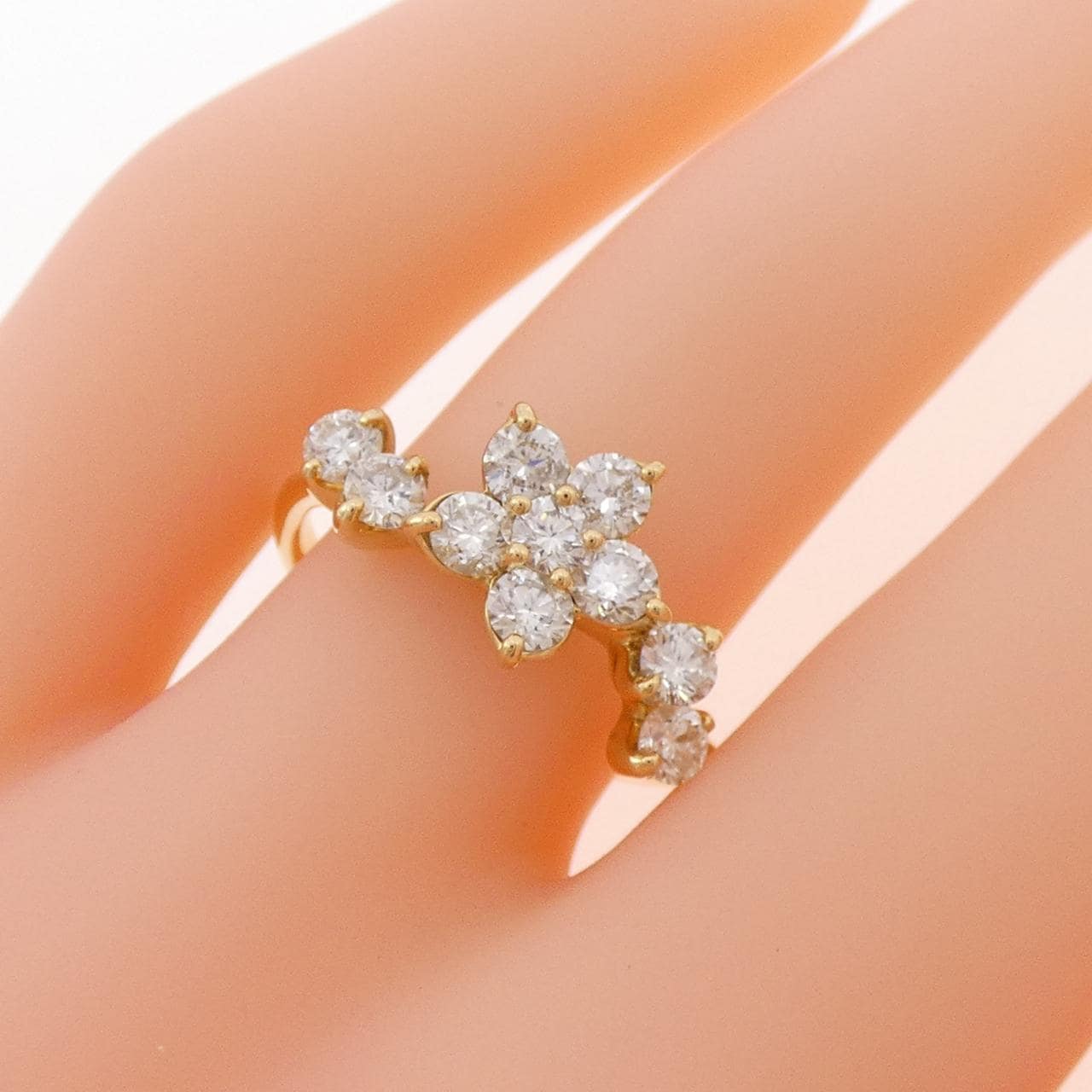 K18YG フラワー ダイヤモンド リング 1.00CT