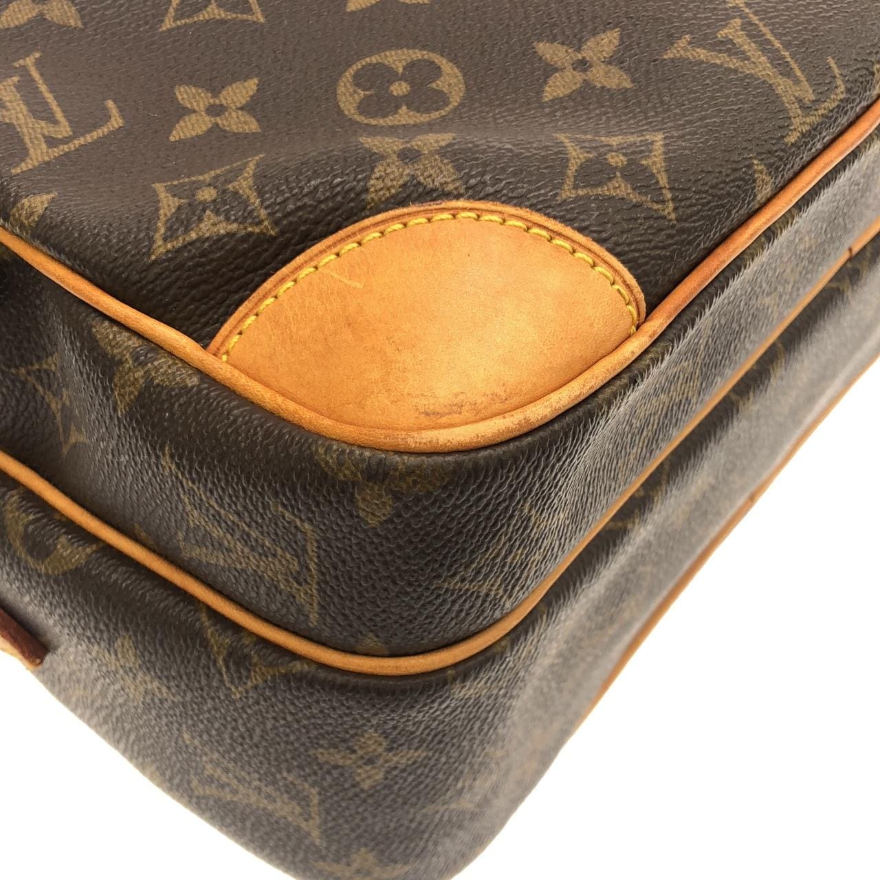 ルイヴィトン モノグラム ナイル M45244 ショルダーバッグ