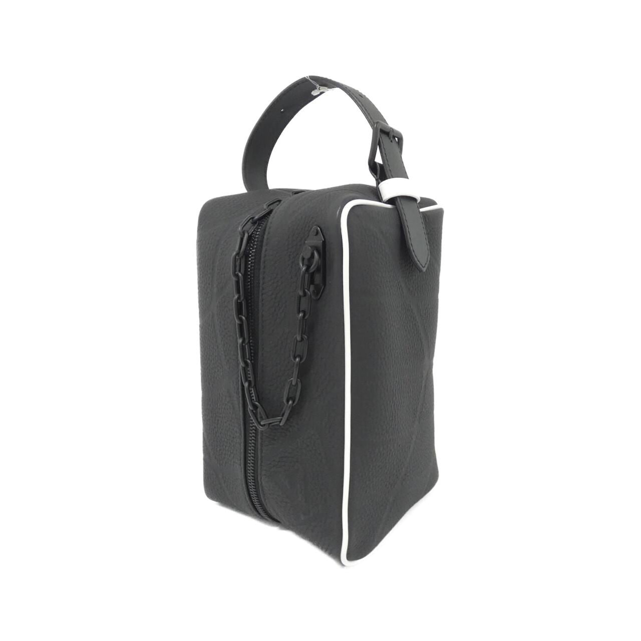 LOUIS VUITTON LVxFIFA 斗篷 Dop 套件 M81849 手袋